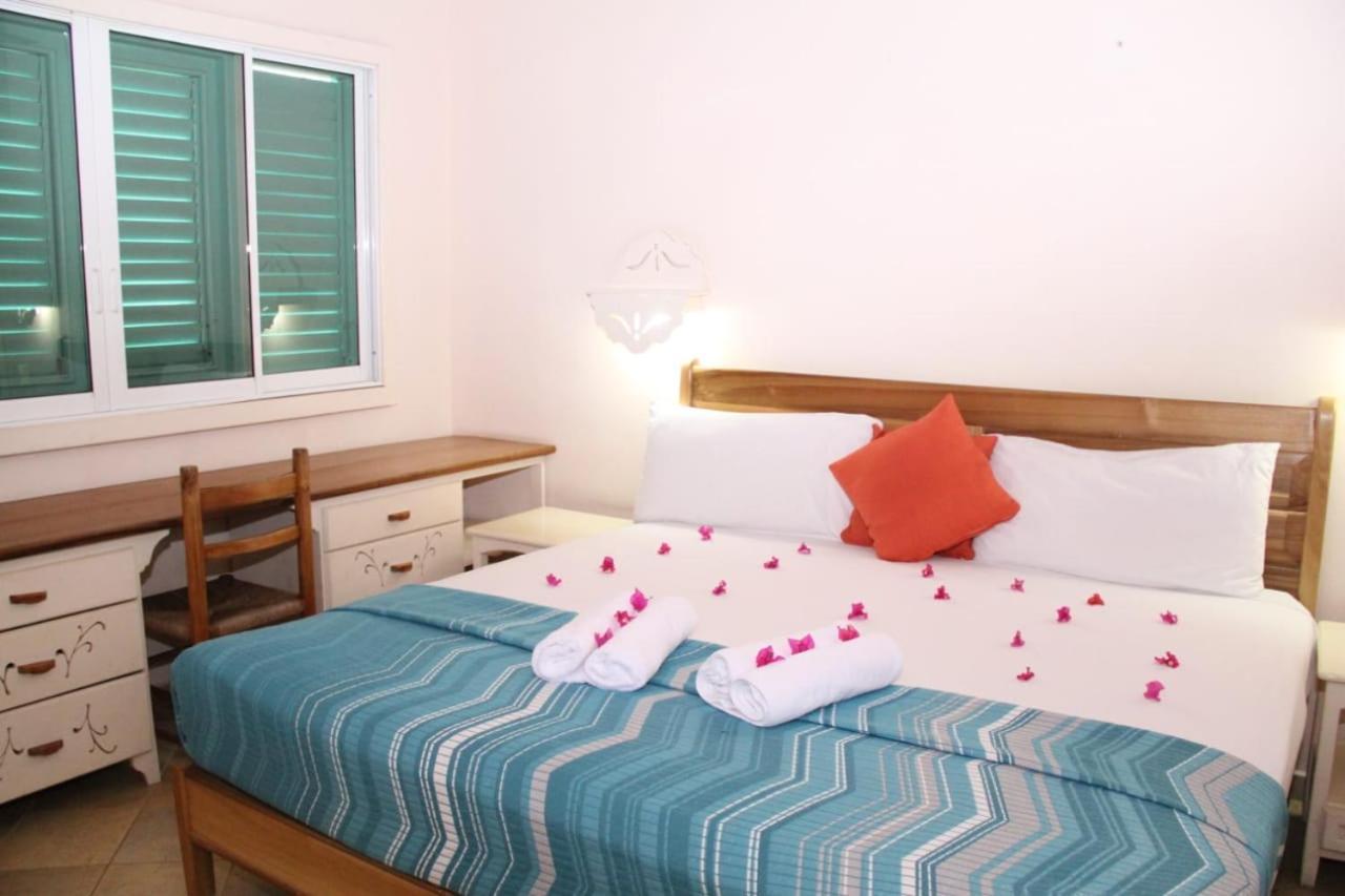 Hoteles Josefina 라스테레나스 외부 사진