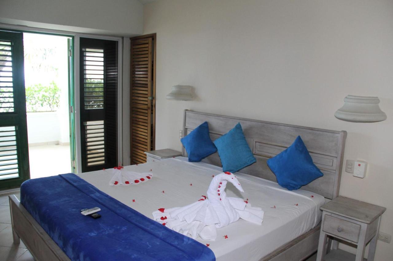 Hoteles Josefina 라스테레나스 외부 사진