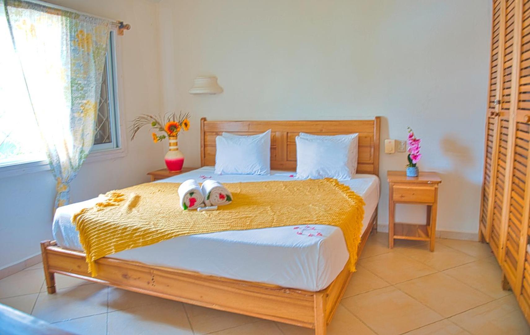 Hoteles Josefina 라스테레나스 외부 사진